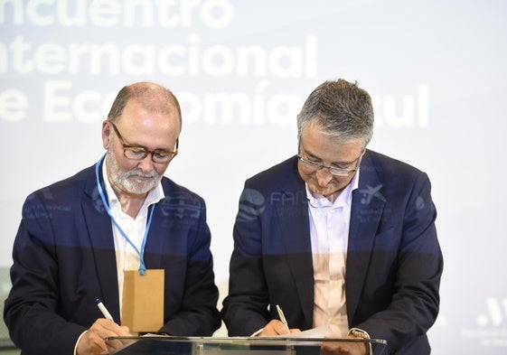 Firma del protocolo de hermanamiento.