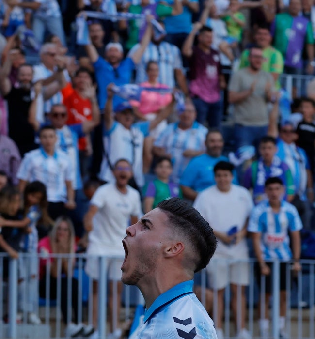 El momento de éxtasis de Roberto celebrando su último gol.