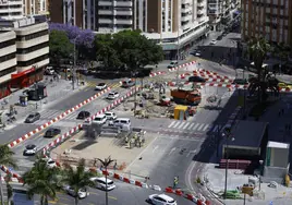 Desvíos de tráfico en Armengual e Hilera para construir el túnel del metro al Civil.
