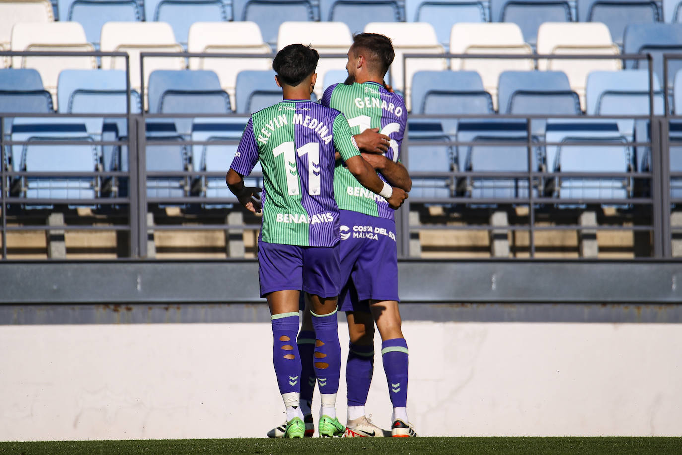 El Real Madrid Castilla-Málaga, en imágenes