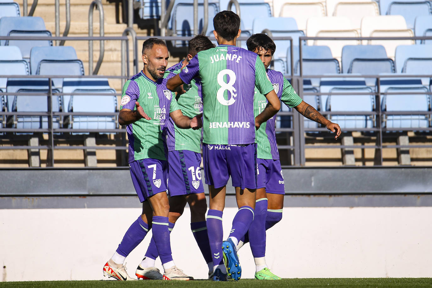 El Real Madrid Castilla-Málaga, en imágenes