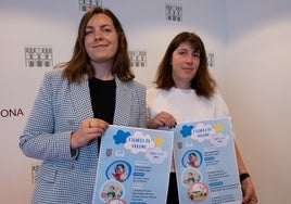 La concejala de Juventud, Isabel Astorga, junto a la técnica de Juventud, Ángela Miranda.