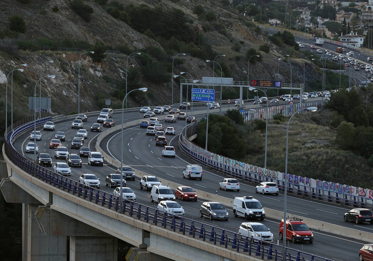 Ampliación, bus-VAO o nueva autovía entre Málaga y Rincón: el Gobierno contrata el estudio