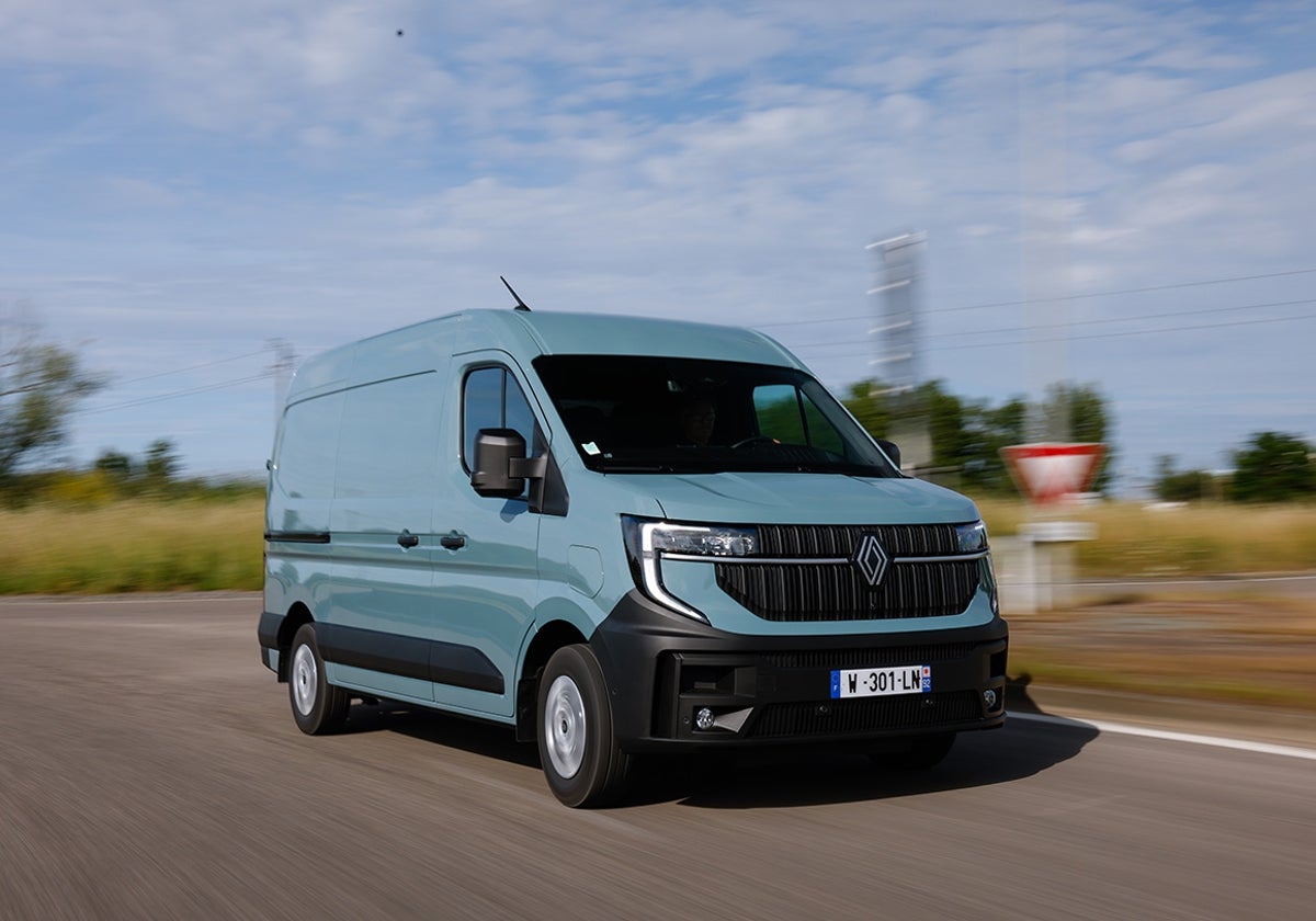 Renault Master 2024.