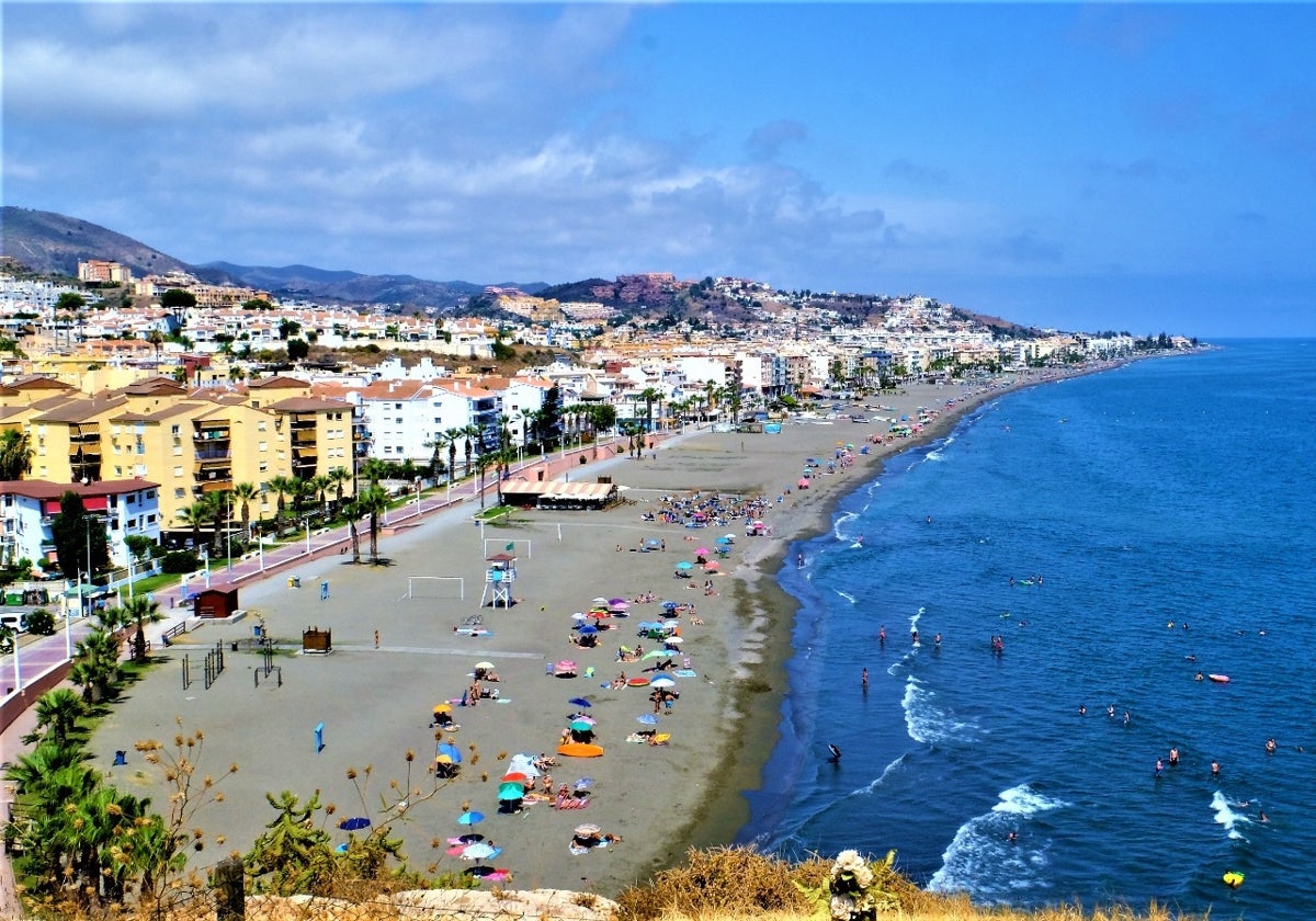 Vista del litoral de Rincón de la Victoria.