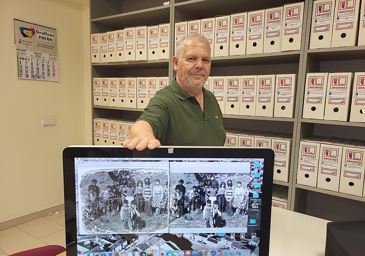 Juan Jesús Flores, en el Archivo Fotográfico Municipal.