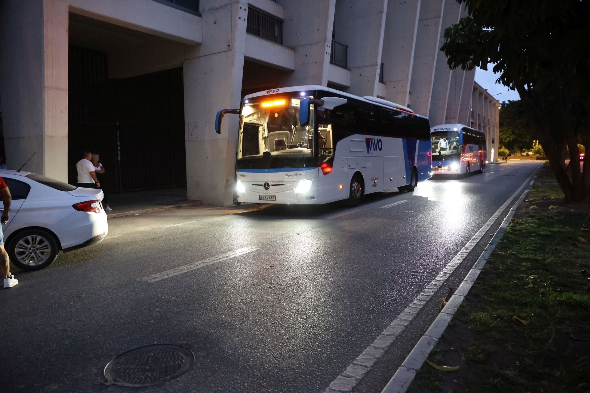 La salida en autobús a Vigo de los aficionados malaguistas, en imágenes