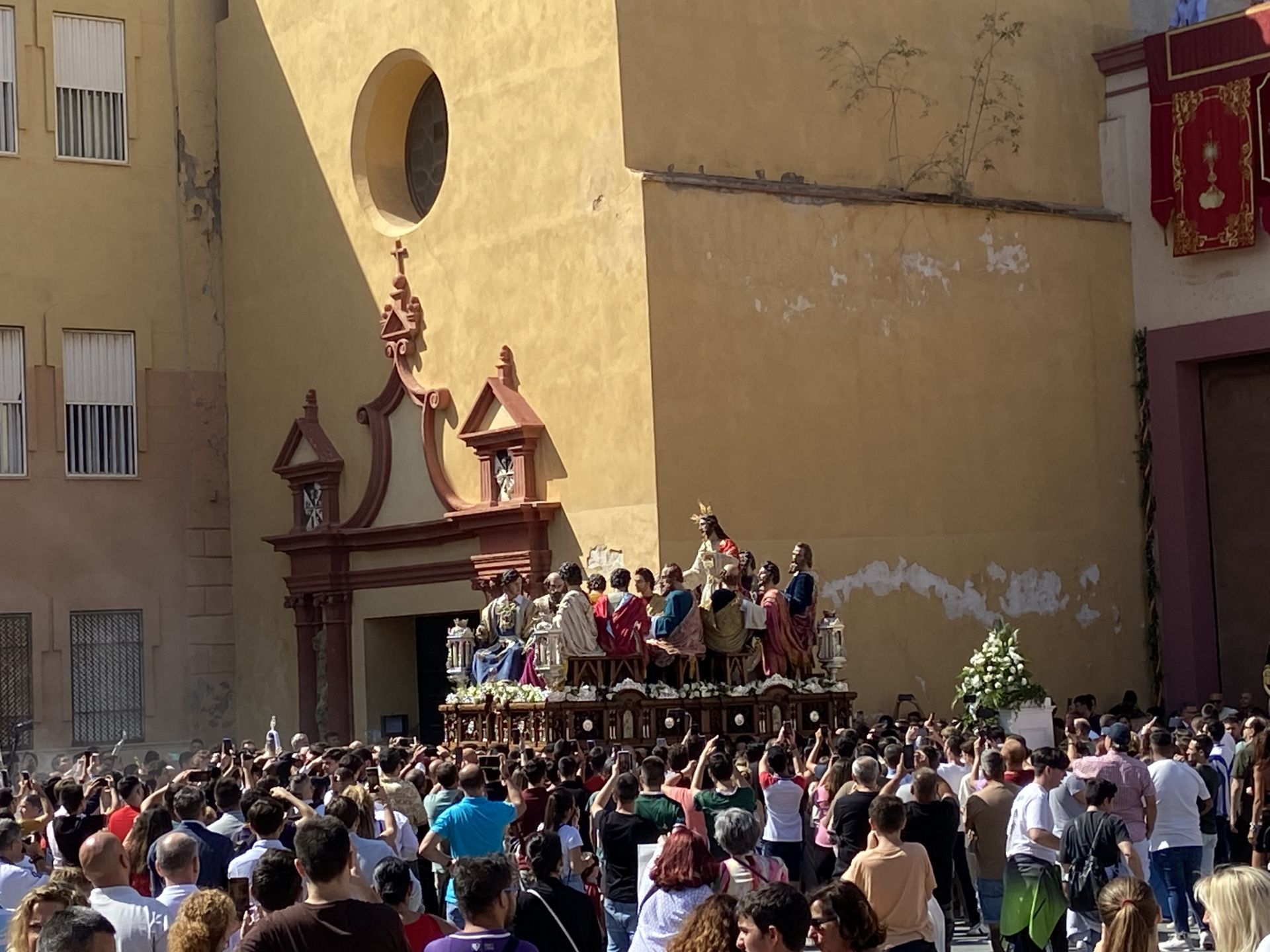 Traslado de los titulares de la Cena al Centro de Málaga