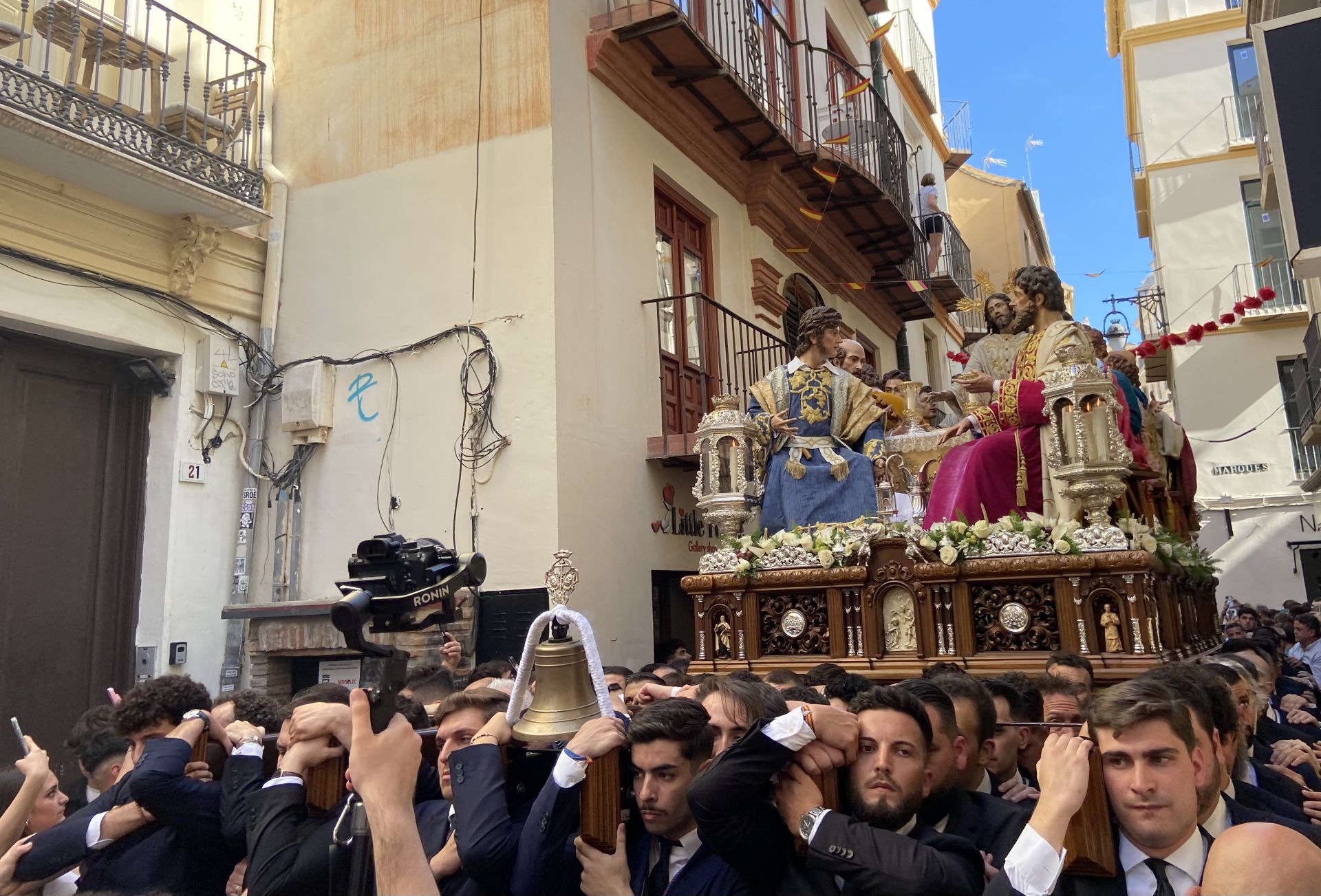 Traslado de los titulares de la Cena al Centro de Málaga