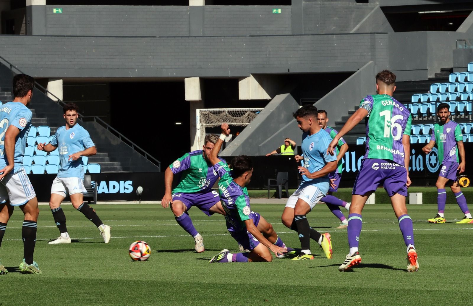 El Celta B - Málaga, en imágenes