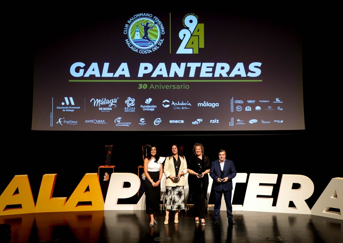 Imagen secundaria 1 - El Costa del Sol celebra su 30º aniversario en una emotiva gala en la Diputación de Málaga