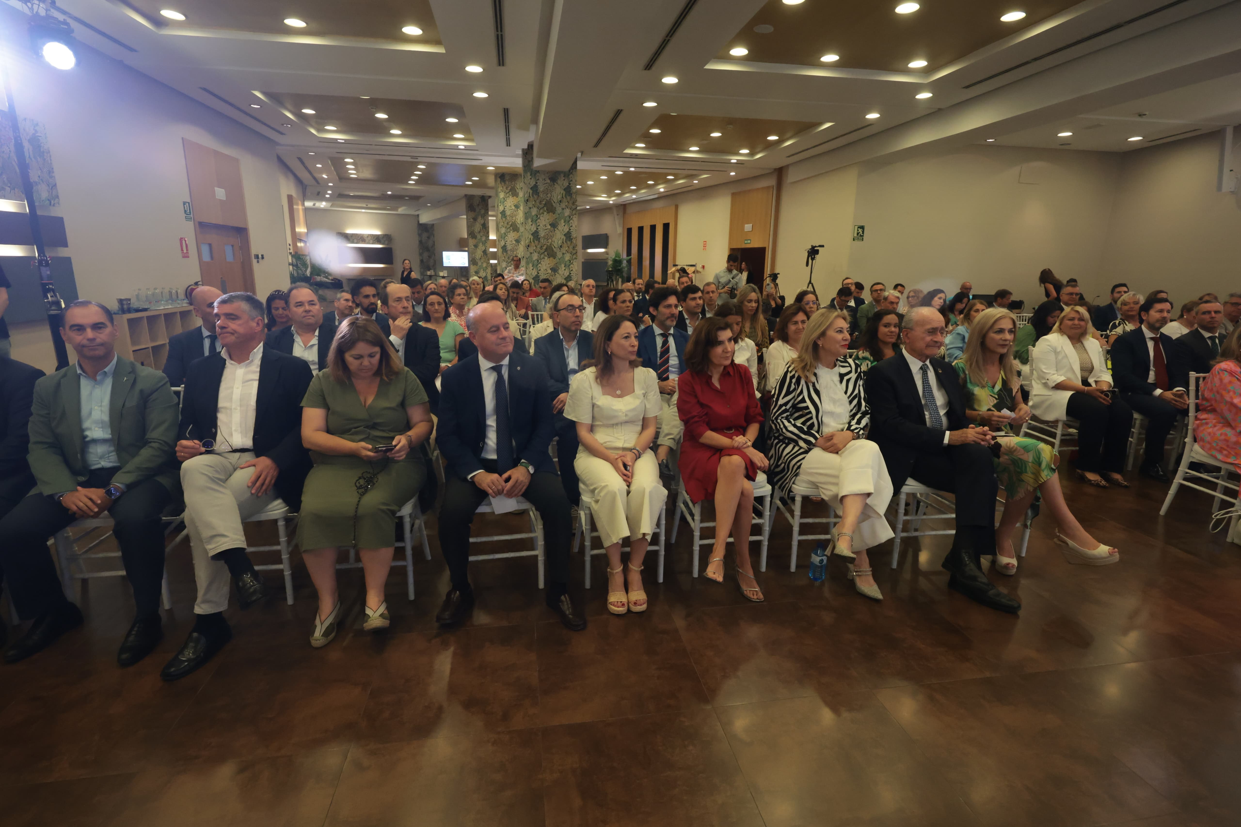 El encuentro-coloquio con la consejera Patricia del Pozo, en imágenes