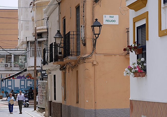 Imagen de la calle Feijoo, en el barrio de la Trinidad.