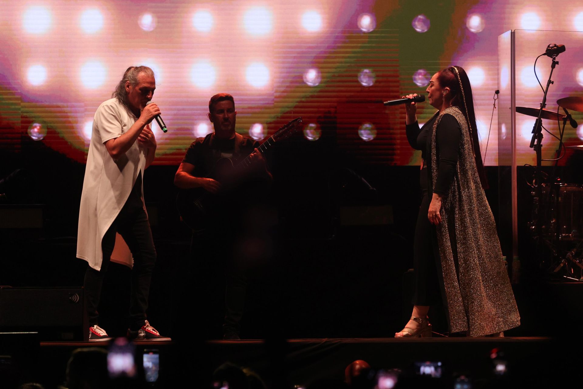 Camela celebra en Málaga treinta años de una carrera plagada de éxitos populares