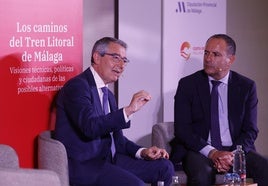 Salado durante su conversación con Castillo, en el arranque del Foro.