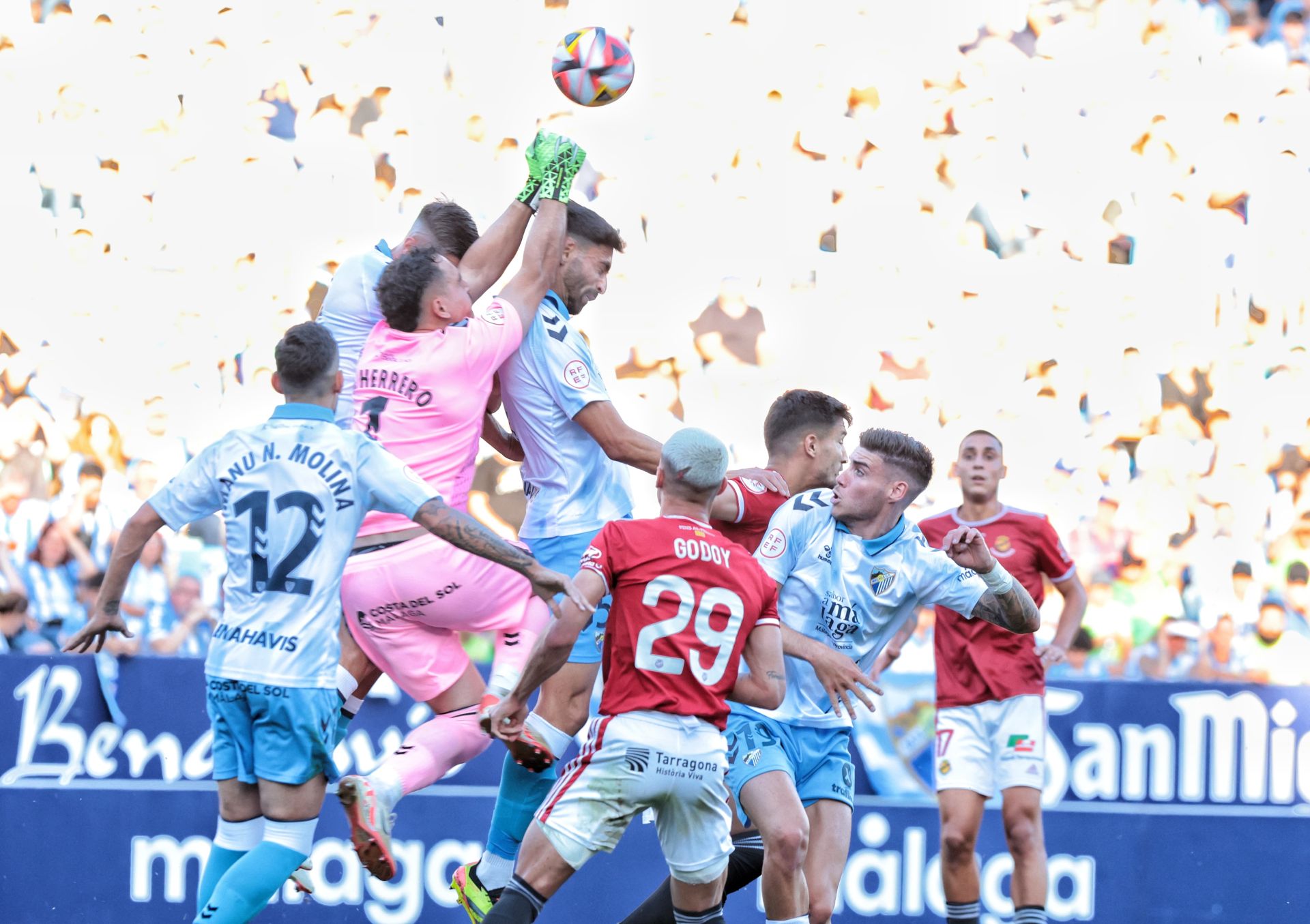 Las mejores imágenes del Málaga-Gimnástic en La Rosaleda