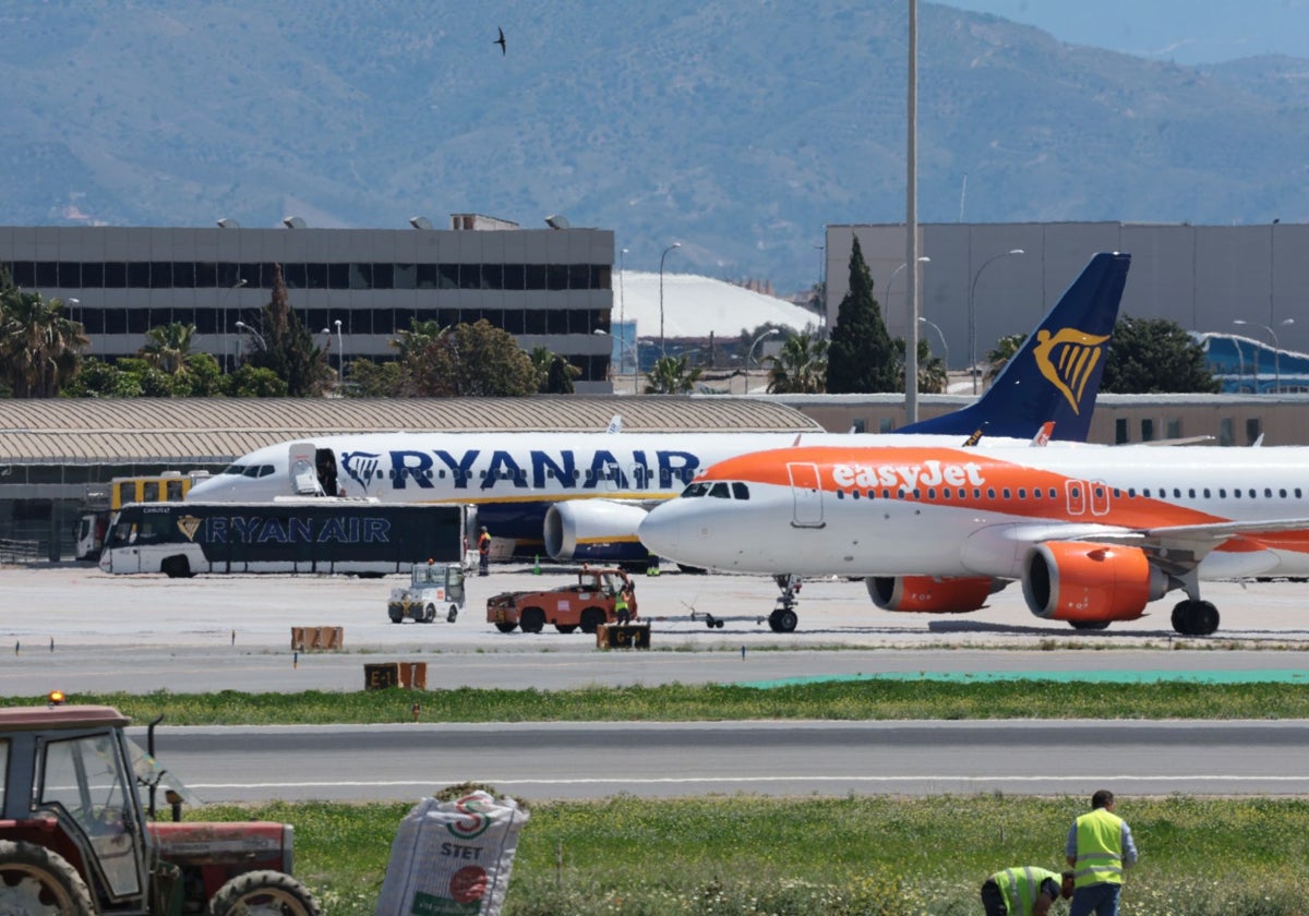 Avión de Ryanair, en el aeropuerto de Málaga.