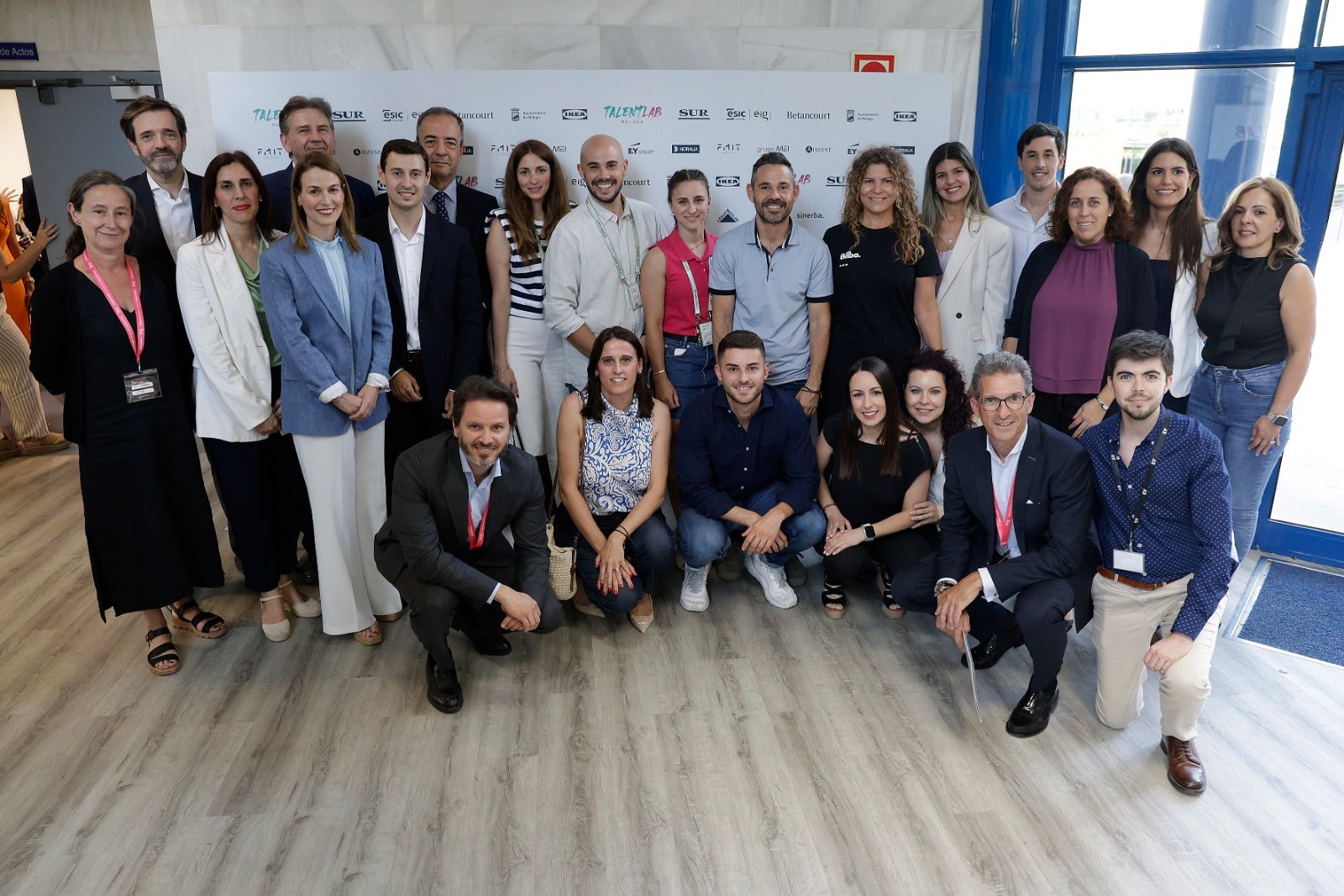 Los nuevos TalentLab reciben sus diplomas y contratos