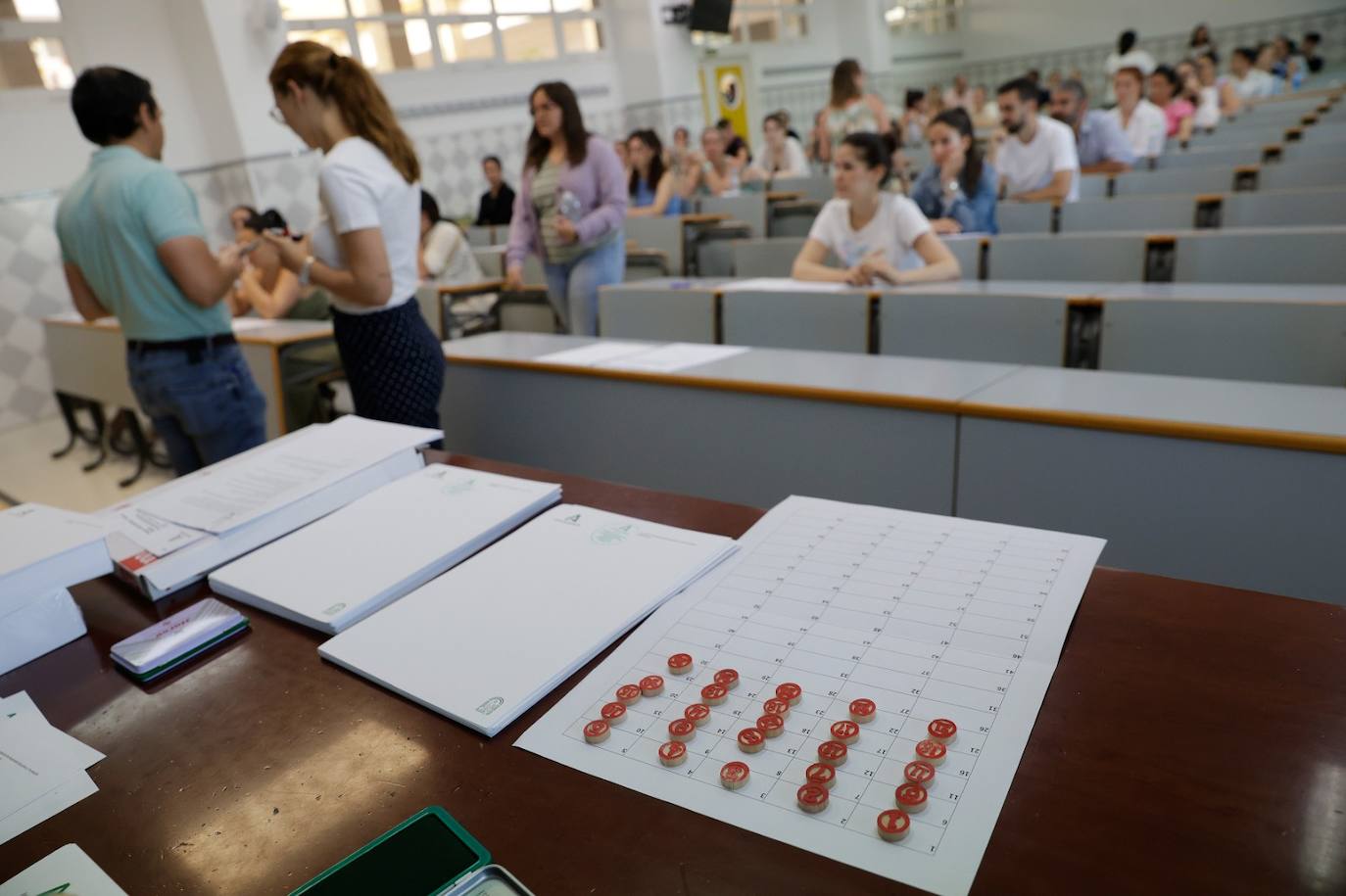 Comienzan las oposiciones en Málaga para Maestros o profesores de Secundaria y FP