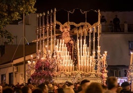 La Virgen de los Dolores del Puerto, en su salida procesional.