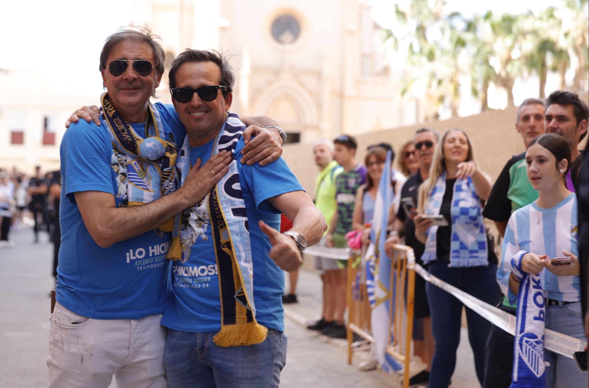 La celebración del ascenso del Málaga en la ciudad, en imágenes