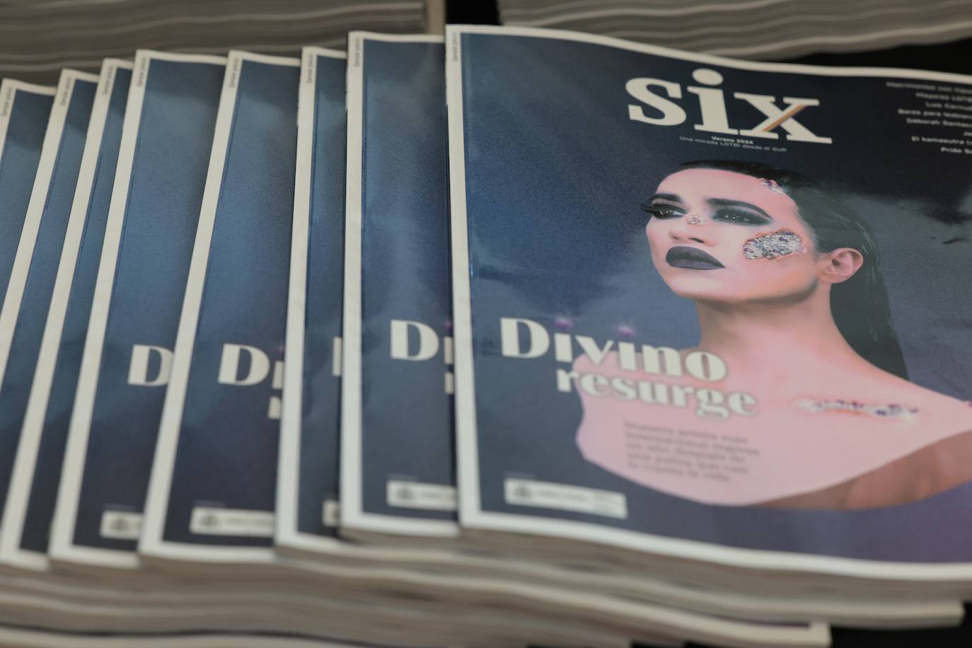 SUR presenta en Sevilla la expansión de la revista SIX