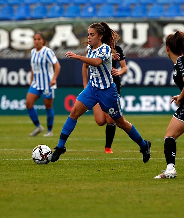 Imagen secundaria 2 - La capitana blanquiazul se va de casa