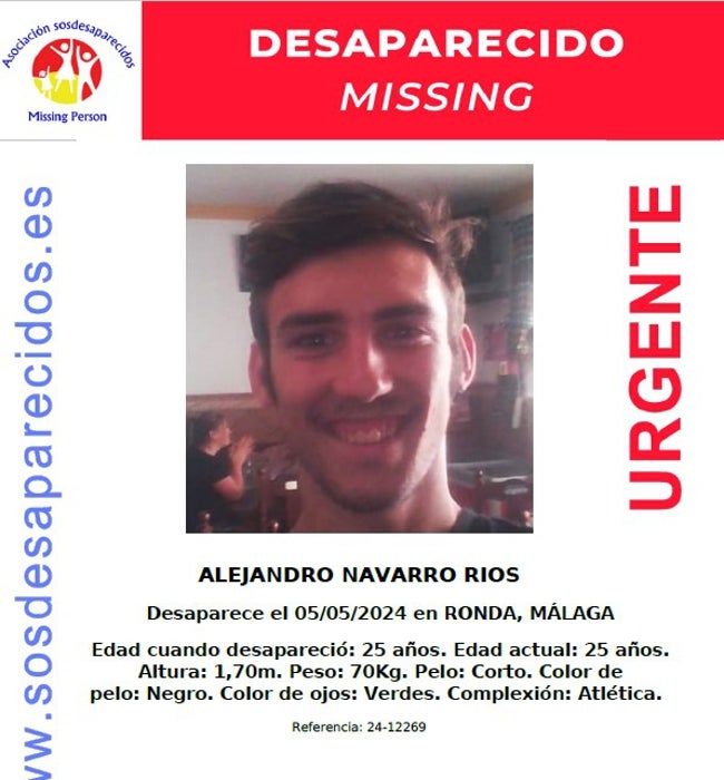 Cartel difundido por SOS Desaparecidos para intentar localizar a Alejandro.
