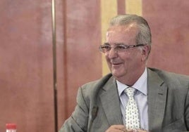 El Tribunal Constitucional perdona parte de la malversación de los ERE al exconsejero de Empleo Antonio Fernández y ordena dictar otra sentencia