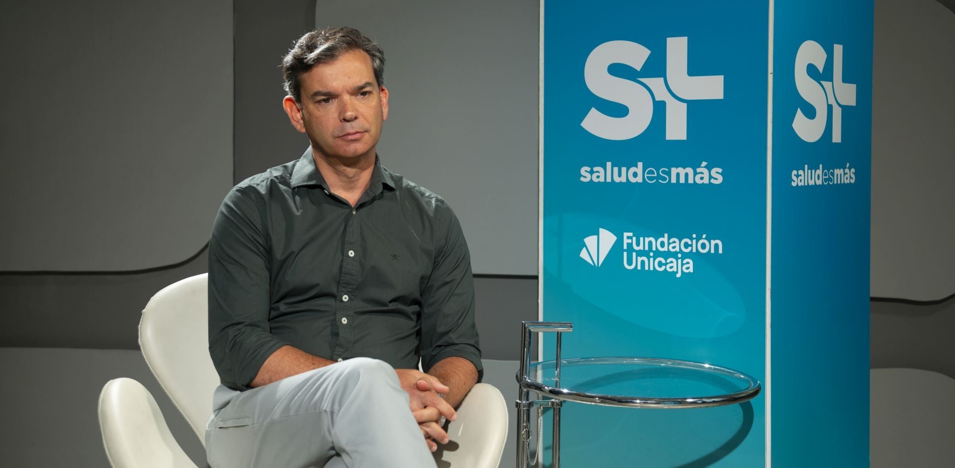 Salud es más: Entrevista a Manuel Ruiz López, jefe de Cirugía General y del Aparato Digestivo de El Ángel