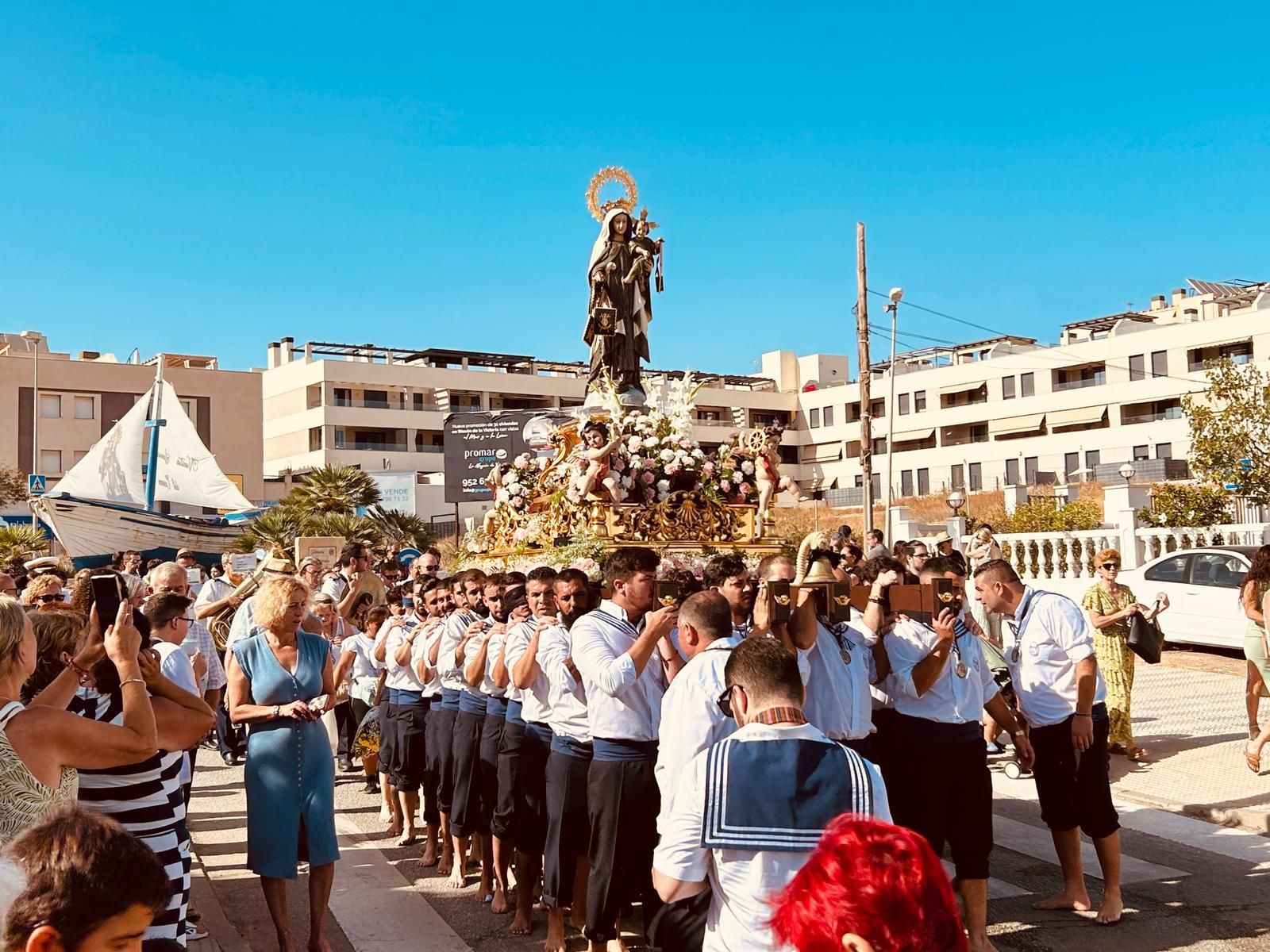 La procesión del Carmen en Benajarafe