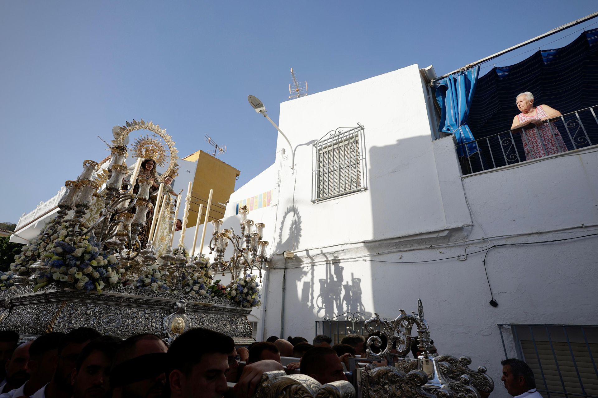 La Virgen, por las calles de Pedregalejo