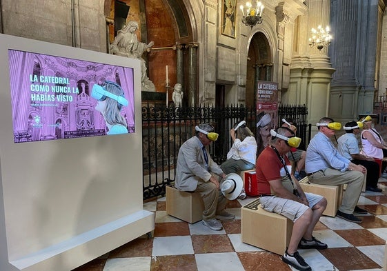 La experiencia de realidad virtual en la Catedral de Málaga.