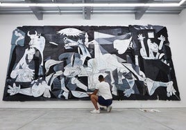 'El Guernica' de Julio Anaya se expondrá en el Museo Ruso desde este viernes