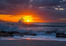 Calendario solar y lunar en Málaga el sábado, 03 de agosto de 2024