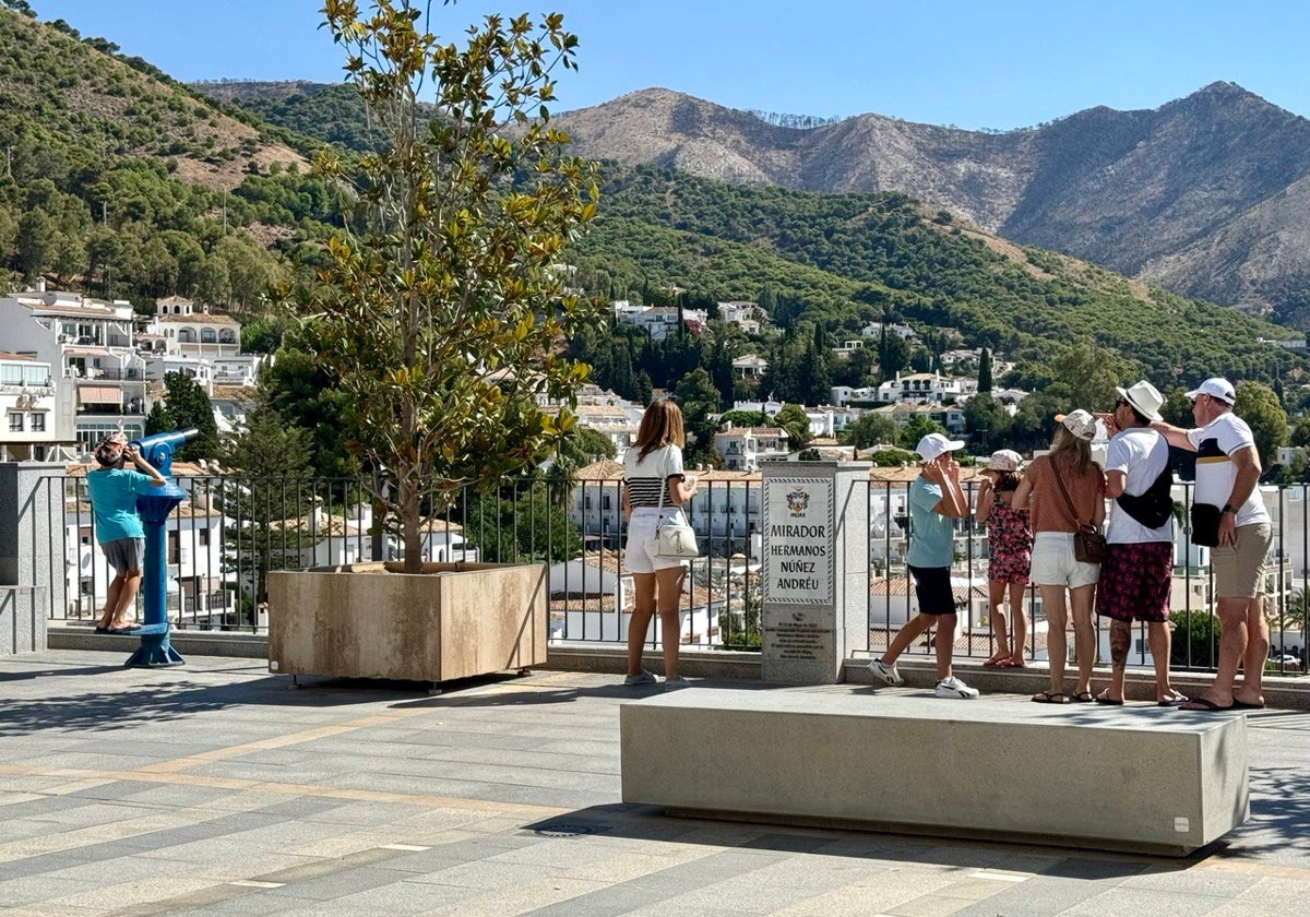 Turistas en Mijas Pueblo.