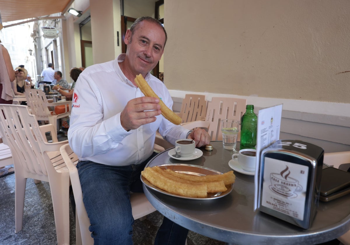 Miguel Ángel Martín durante la entrevista con SUR en Casa Aranda.