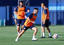 Ramón, realizando parte de la sesión junto al grupo.