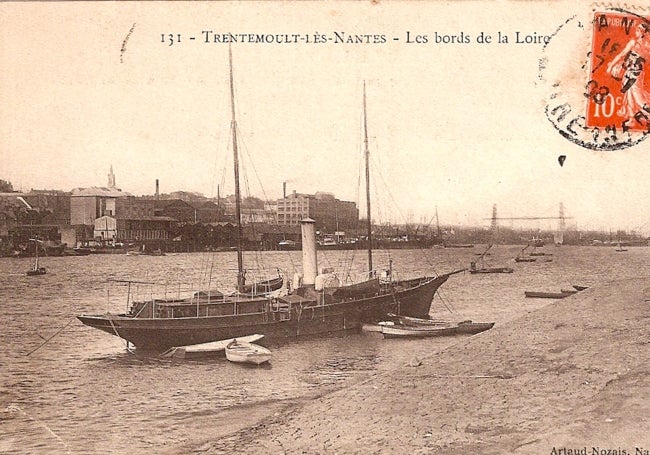 El Saint Michel III atracado en Trentemoult (Nantes).