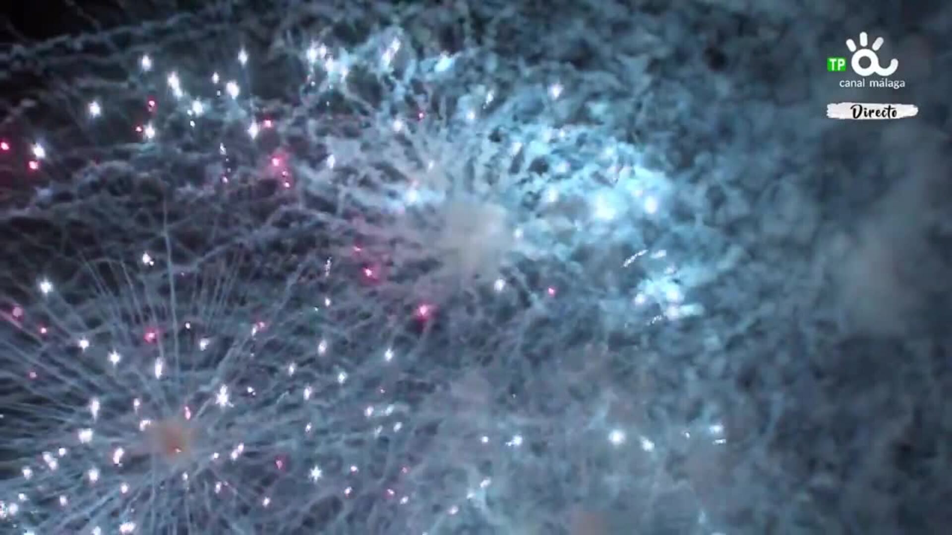 Espectáculo de drones y fuegos artificiales de la Feria de Málaga 2024