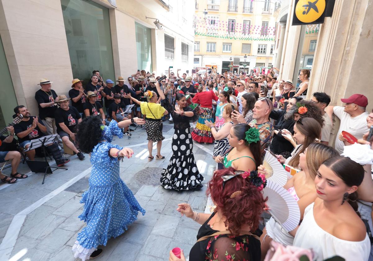 Ambiente del Centro, este domingo de feria.