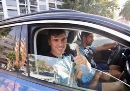 Sergio Castel, esta mañana tras pasar reconocimiento médico en el Hospital Vithas Málaga.