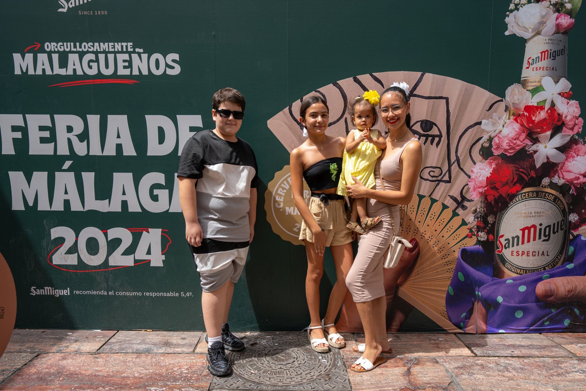 Daniela Riveros, Coralla Riveros, Antonio Lonzano, Madison Rivero.