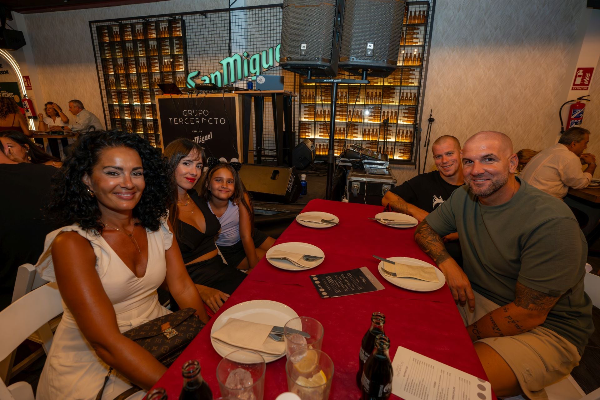 Vanesa Durán, Macarena Marín, Cayetana Gonzales, Alejandro Benito, Rubén Puentes.