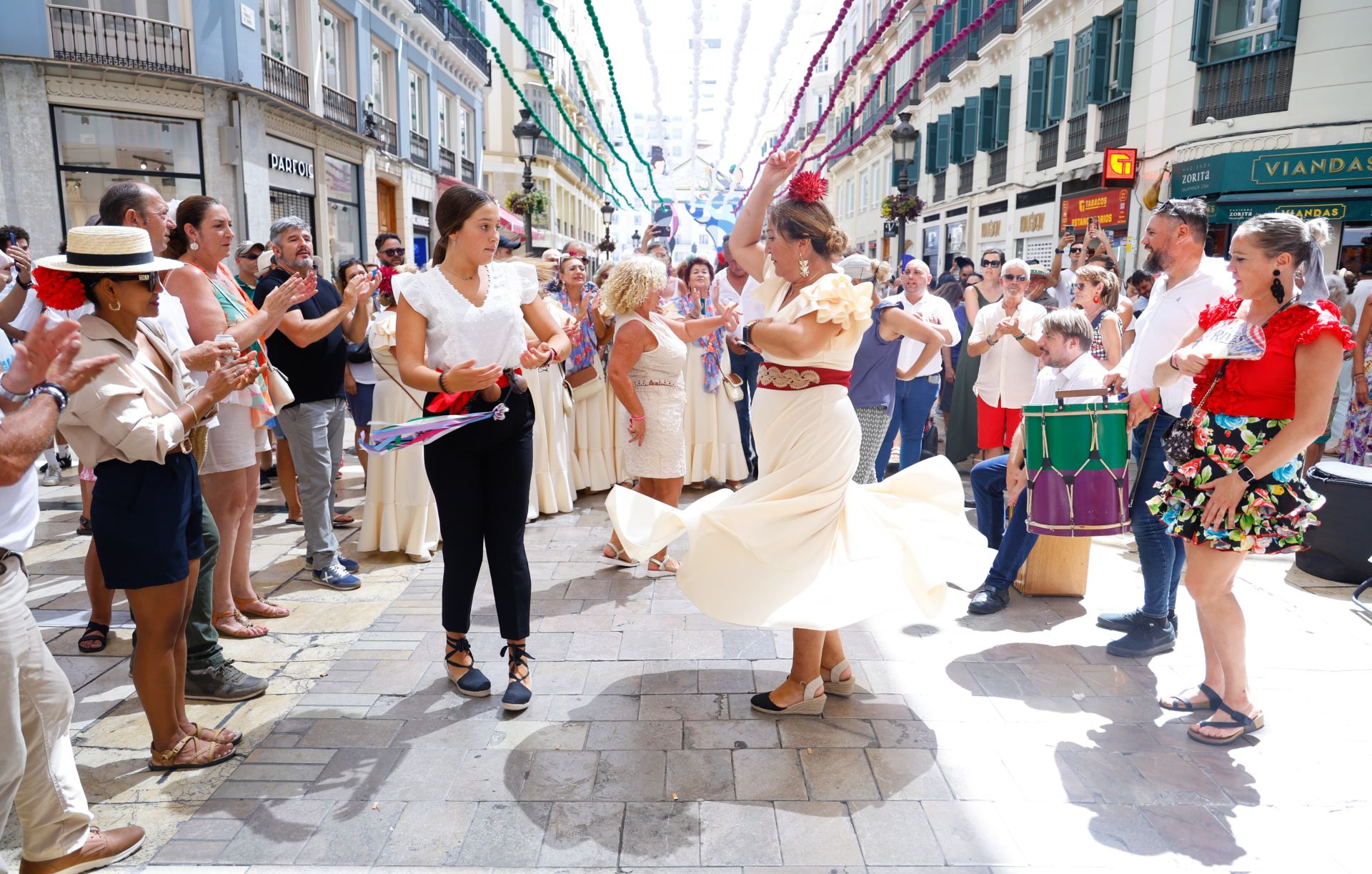 Las mejores fotos del viernes 23 en la Feria de Málaga