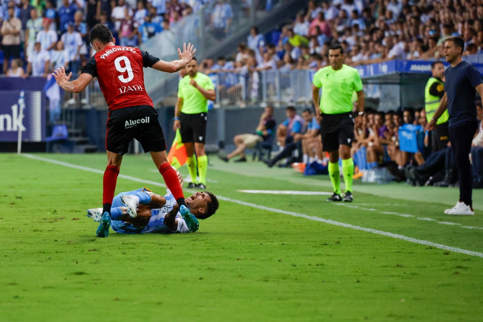 El Málaga - Mirandés, en imágenes