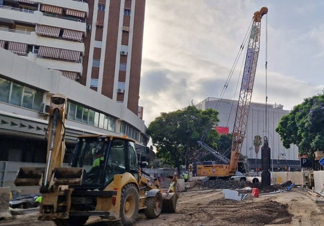 Las máquinas pantalladoras, en funcionamiento en la calle Hilera.