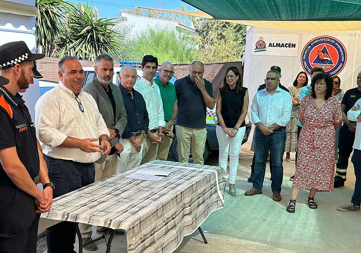 Luis Rodríguez, durante la presentación del almacén de Protección Civil ubicado en Pizarra.