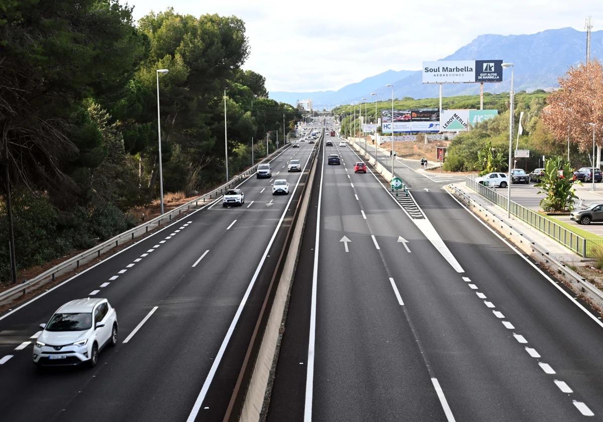 El tráfico en la AP-7 se verá afectado por la instalación de pantallas en la variante de Marbella