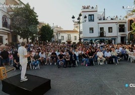 Jesús Calleja, en el centro, con Lorena (izquierda) y otras mujeres, en el programa grabado en la Axarquía.